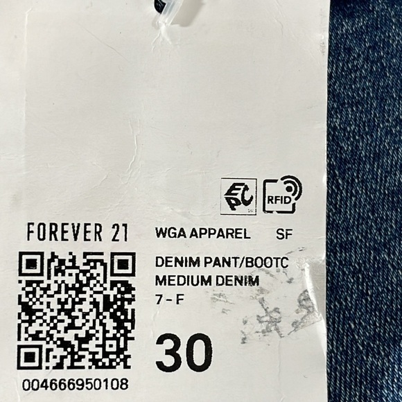 FOREVER 21 PREMIUM Low Rise Slim Fit Bootcut Leg Denim Jeans Size 30 NEW - Picture 10 of 12